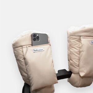 7 A.M. Enfant Beige Stroller Mittens